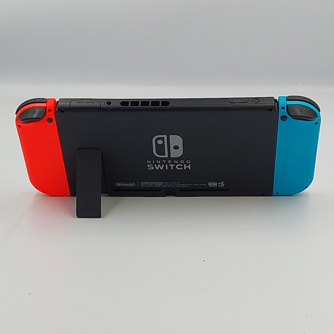 CONSOLA DE VIDEOJUEGO NINTENDO SWITCH 32 GB (SEMINUEVO)