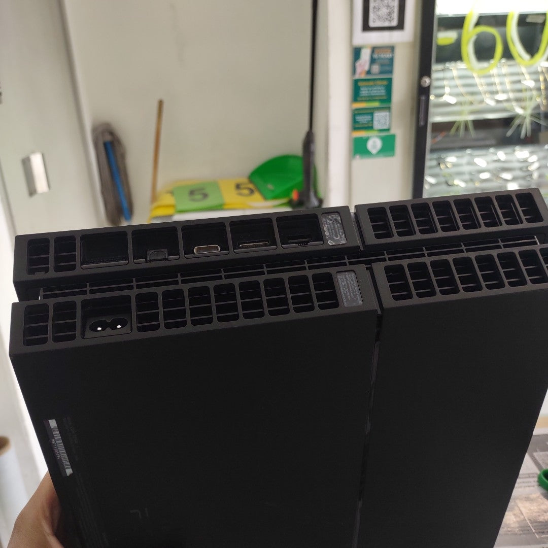 CONSOLA DE VIDEOJUEGO SONY PS4 500 GB  (SEMINUEVO)