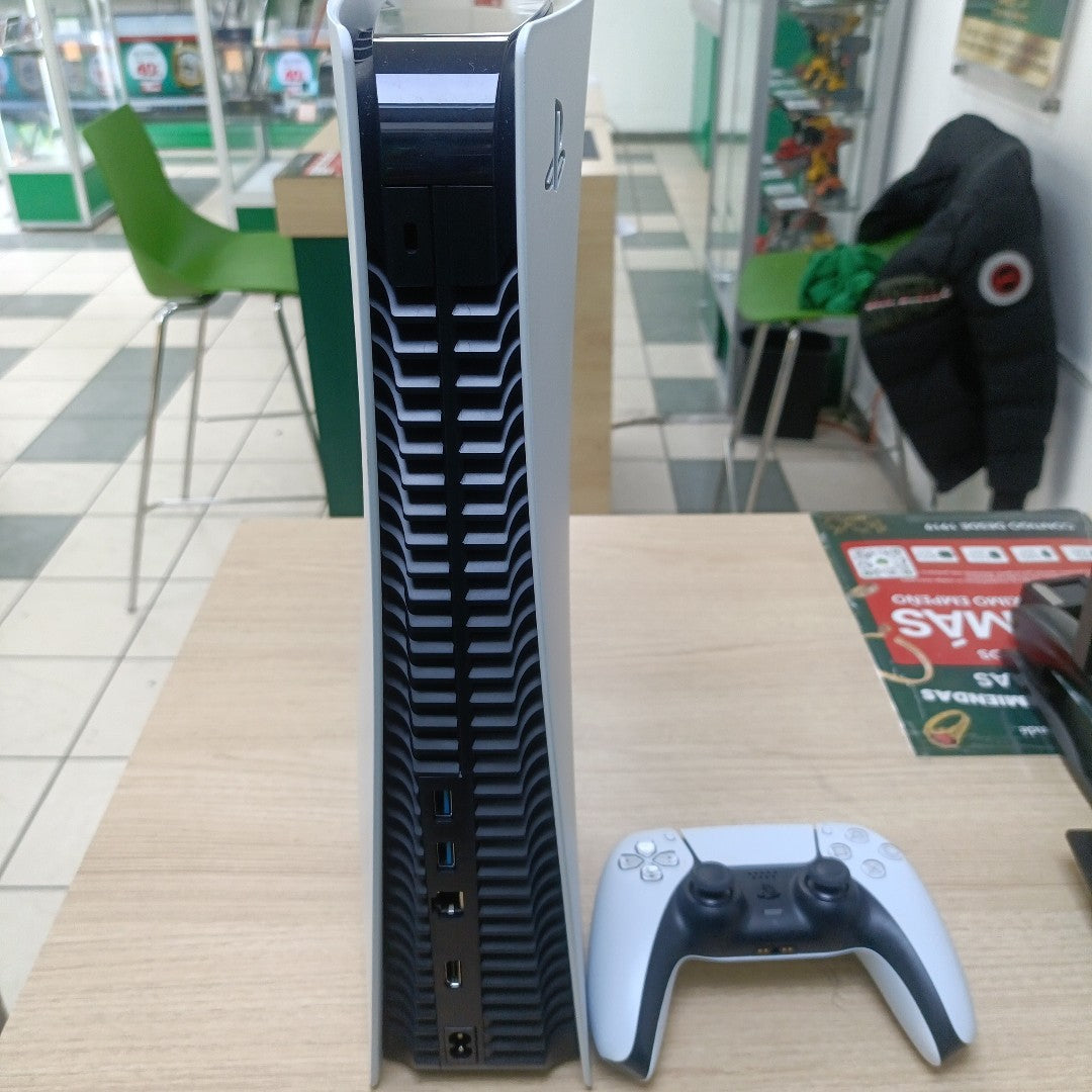 CONSOLA DE VIDEOJUEGO SONY PS5 825 SSD (SEMINUEVO)