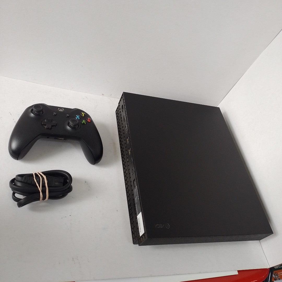 CONSOLA DE VIDEOJUEGO MICROSOFT XBOX ONE X 1 TB (SEMINUEVO)