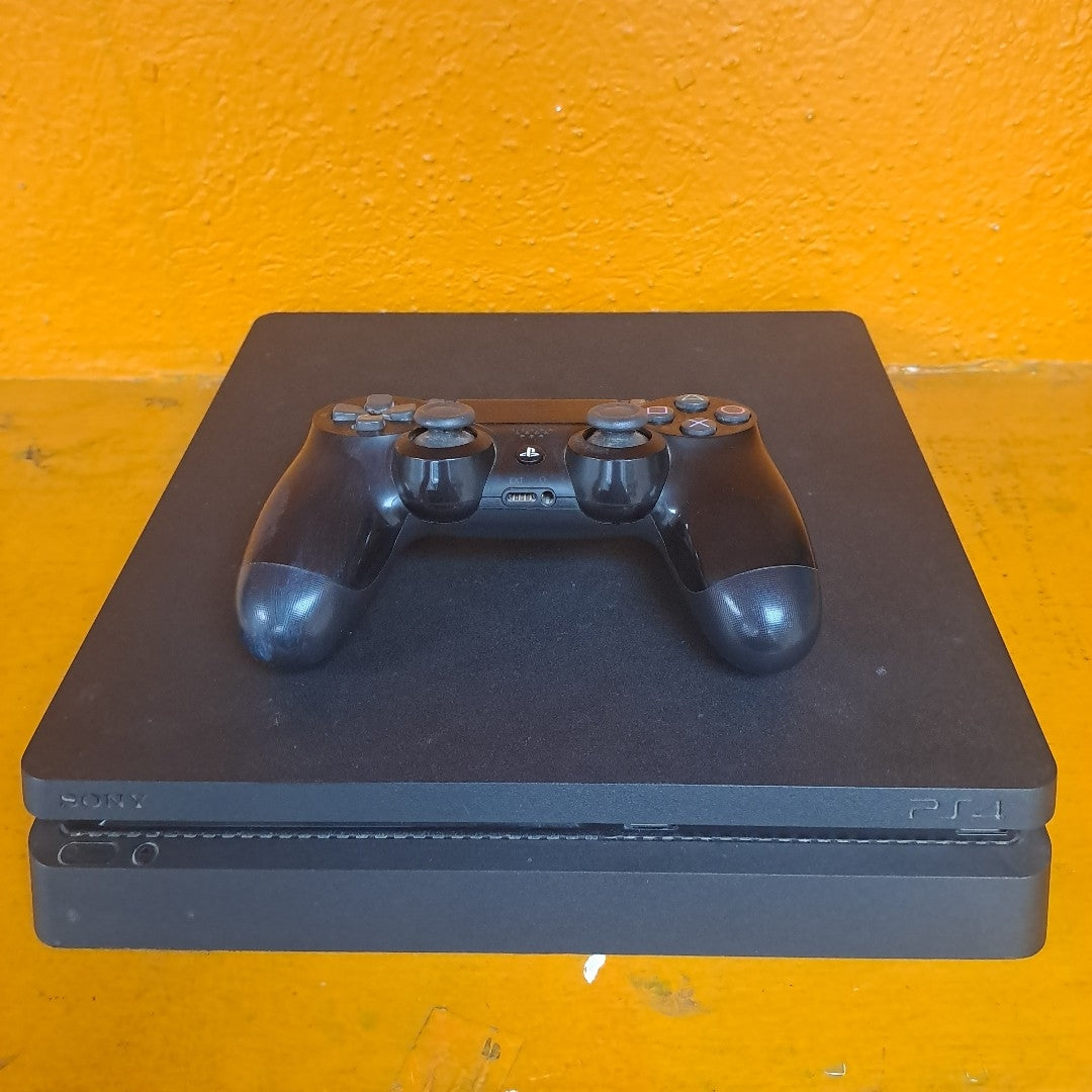 CONSOLA DE VIDEOJUEGO SONY PS4 1 TB (SEMINUEVO)