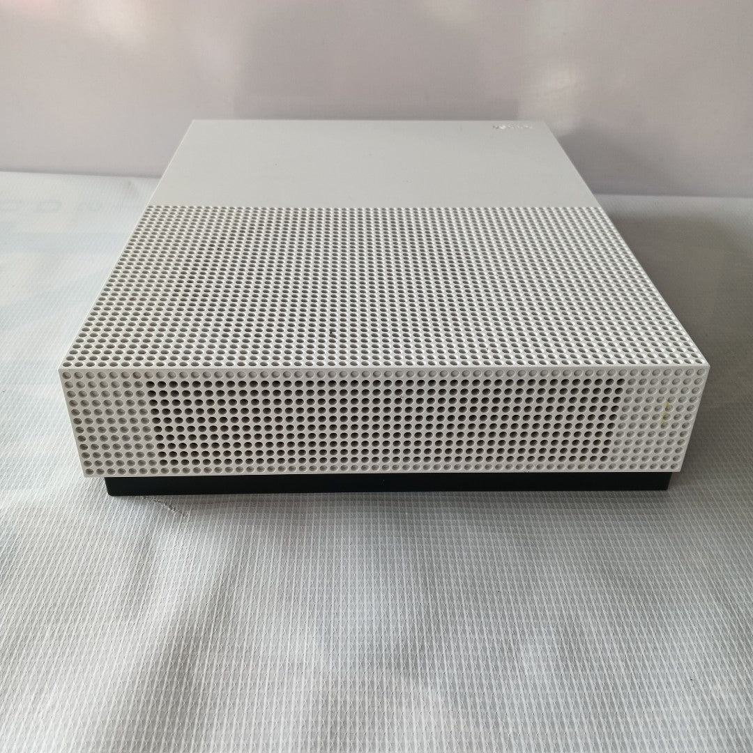 CONSOLA DE VIDEOJUEGO MICROSOFT XBOX ONE S ALL DIGITAL 1 TB (SEMINUEVO)