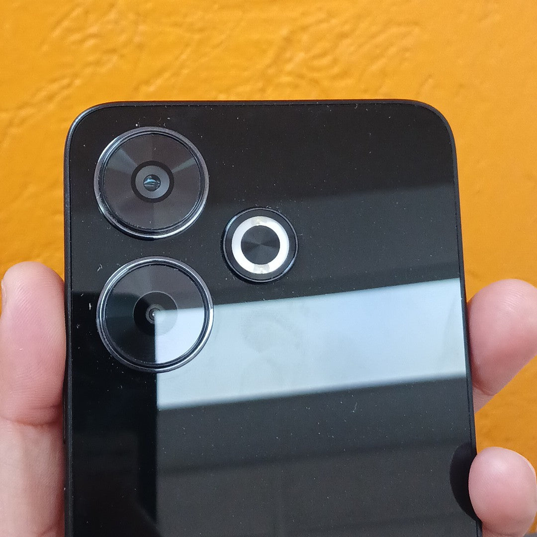 CELULAR XIAOMI REDMI 13 24049RN28L (2024) 256 GB 8 GB RAM (SEMINUEVO)