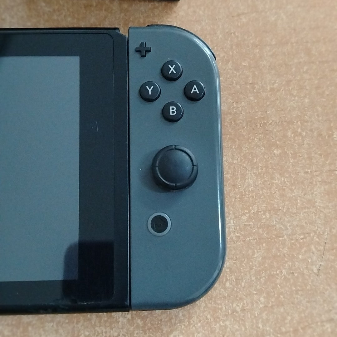 CONSOLA DE VIDEOJUEGO NINTENDO SWITCH 32 GB (SEMINUEVO)