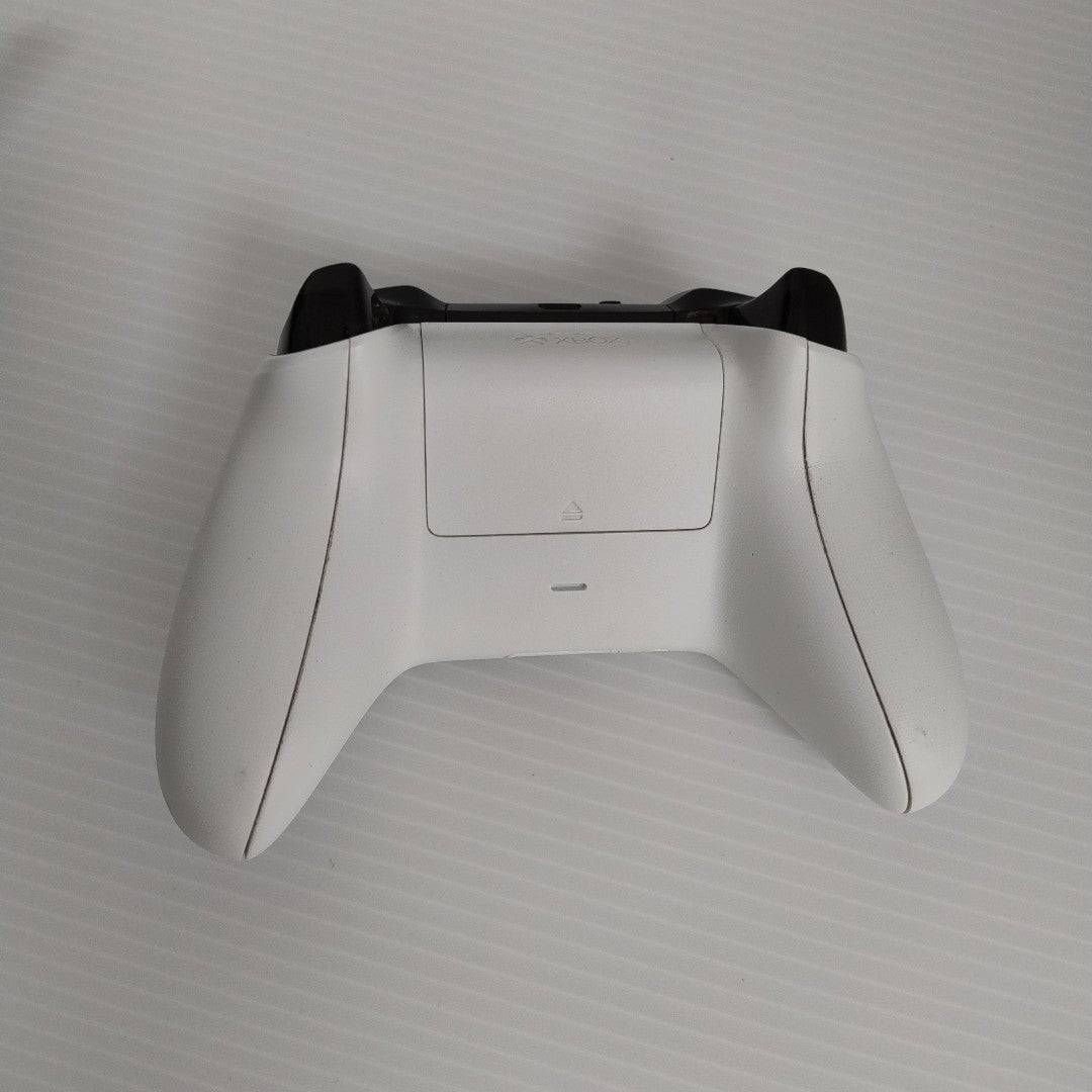 CONSOLA DE VIDEOJUEGO MICROSOFT XBOX ONE S ALL DIGITAL 1 TB (SEMINUEVO)