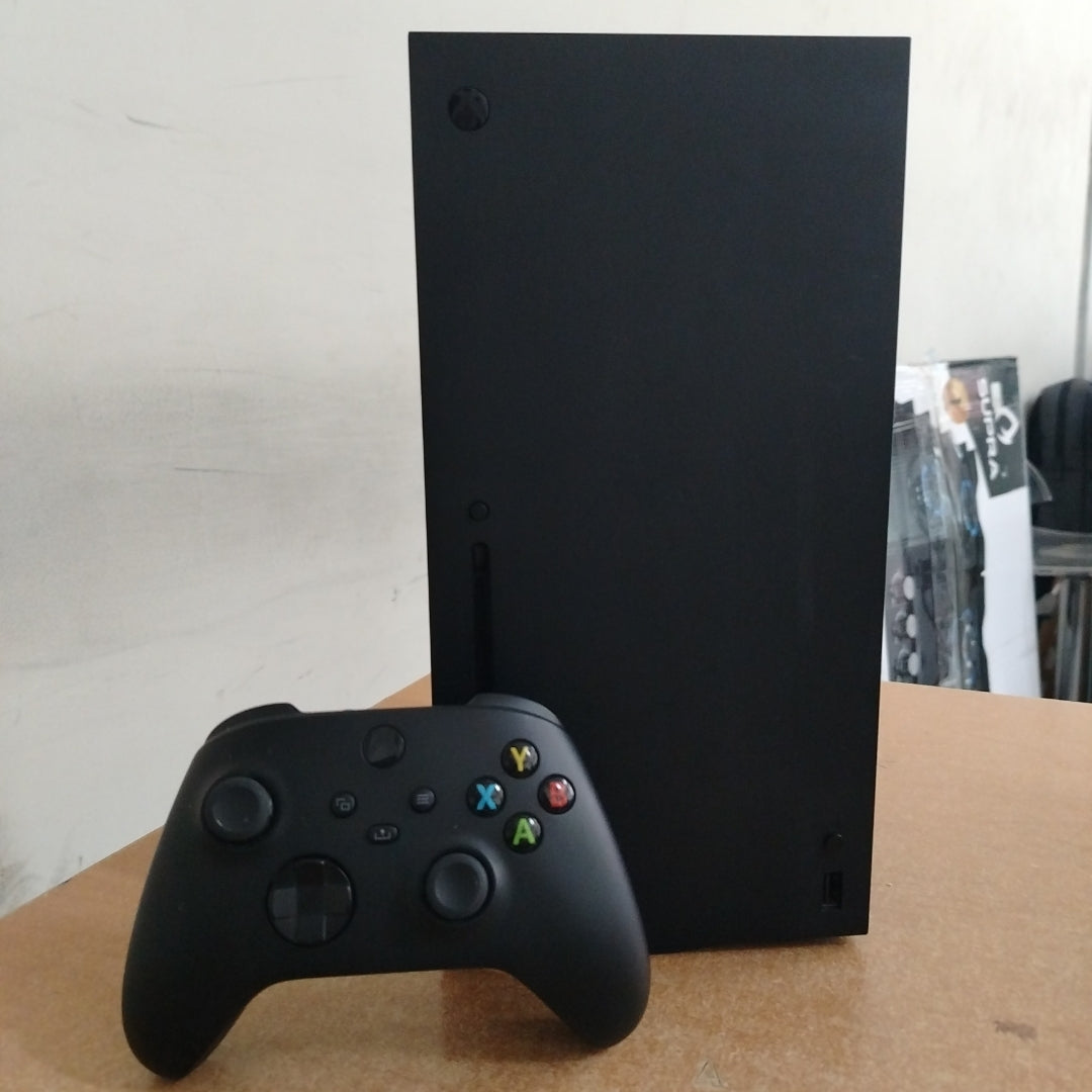 CONSOLA DE VIDEOJUEGO MICROSOFT XBOX SERIES X 1 TB SSD (SEMINUEVO)