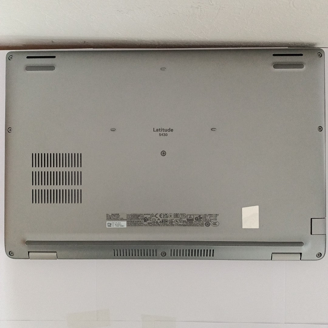 LAPTOP DELL LATITUDE 5430 (2023) (SEMINUEVO)