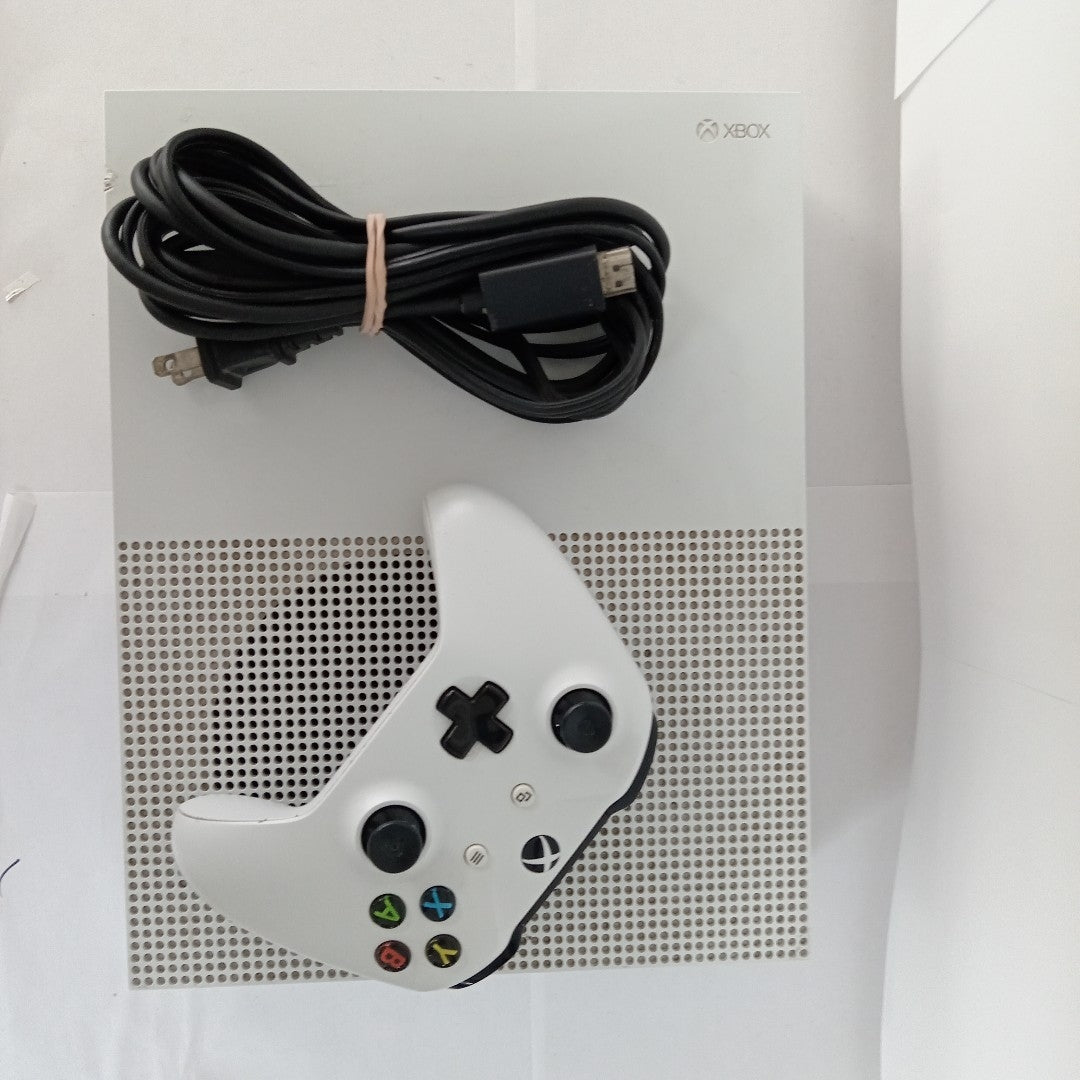 CONSOLA DE VIDEOJUEGO MICROSOFT XBOX ONE S 500 GB (SEMINUEVO)