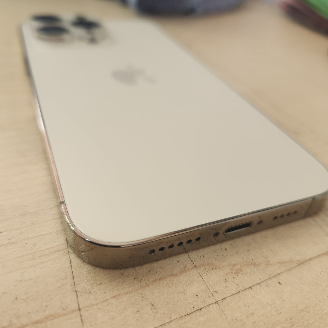 CELULAR APPLE IPHONE 14 PRO MAX A2651 256 GB 6 GB RAM (SEMINUEVO)