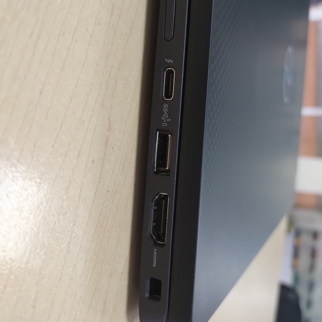 LAPTOP DELL LATITUDE 7430 (2023) 512 GB SSD 16 GB RAM (SEMINUEVO)