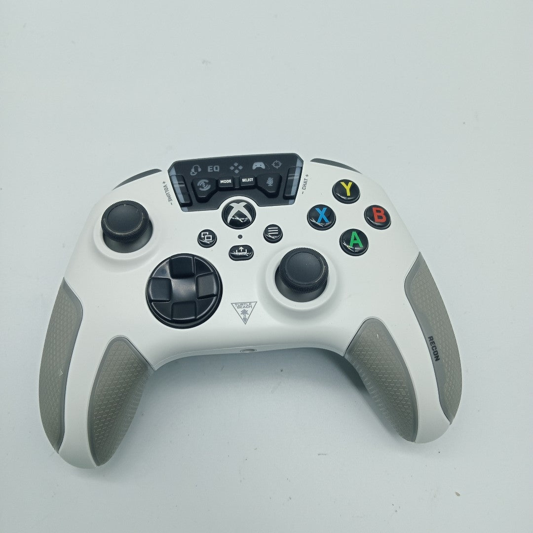 CONSOLA DE VIDEOJUEGO MICROSOFT XBOX ONE S ALL DIGITAL 1 TB (SEMINUEVO)