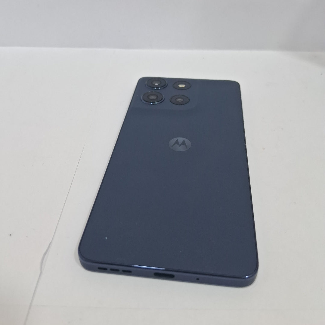 CELULAR MOTOROLA MOTO G86 XT2527-1 (2025) 256 GB 8 GB RAM (SEMINUEVO)