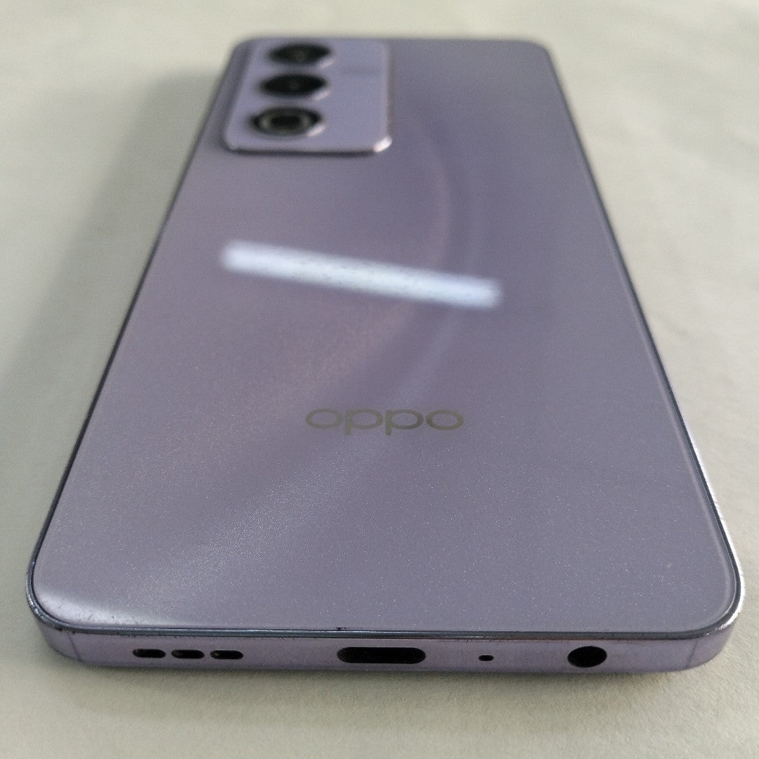 CELULAR OPPO  A80 5G CPH2639 (2024) 256 GB 8 GB RAM (SEMINUEVO)