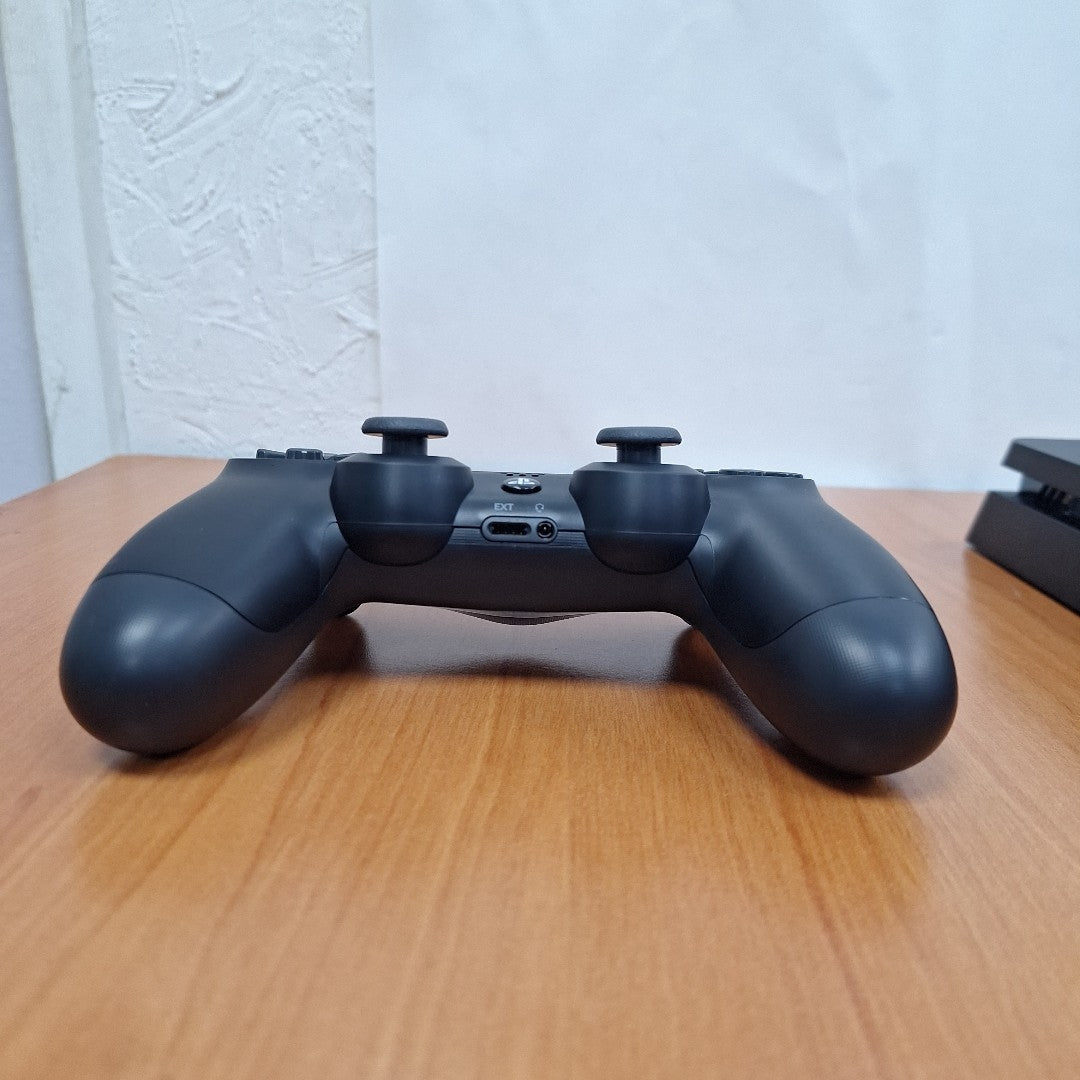 CONSOLA DE VIDEOJUEGO SONY PS4 SLIM 1 TB (SEMINUEVO)