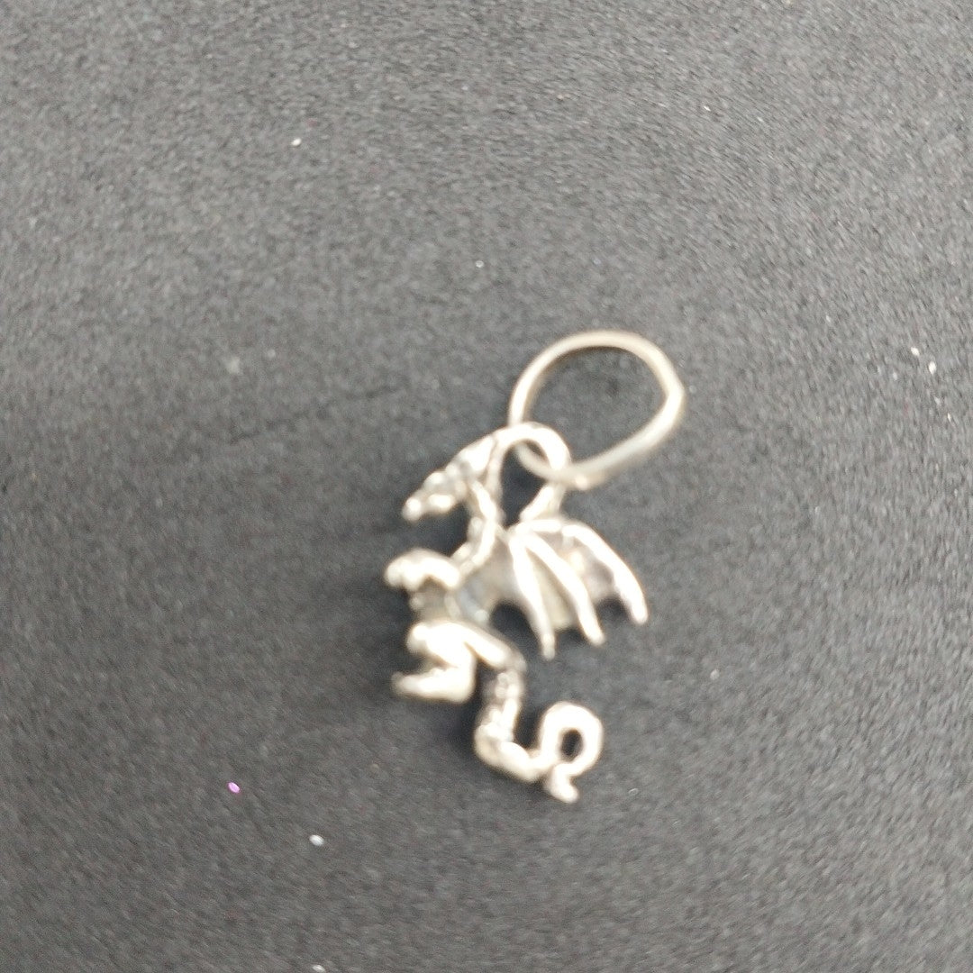 DIJE. PLATA. 20.6 GRMS (SEMINUEVO)