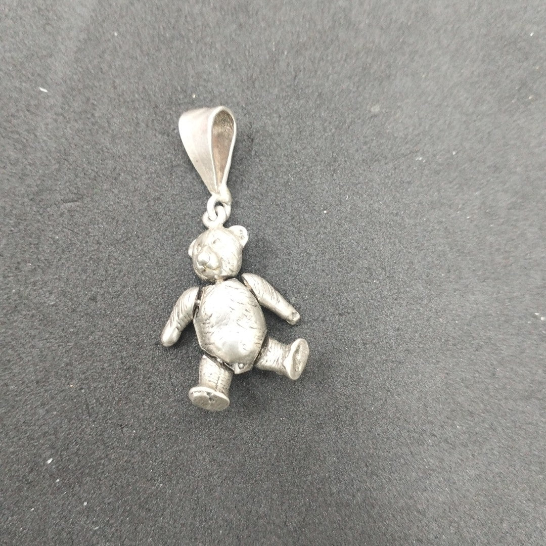 DIJE. PLATA. 27.8 GRMS (SEMINUEVO)