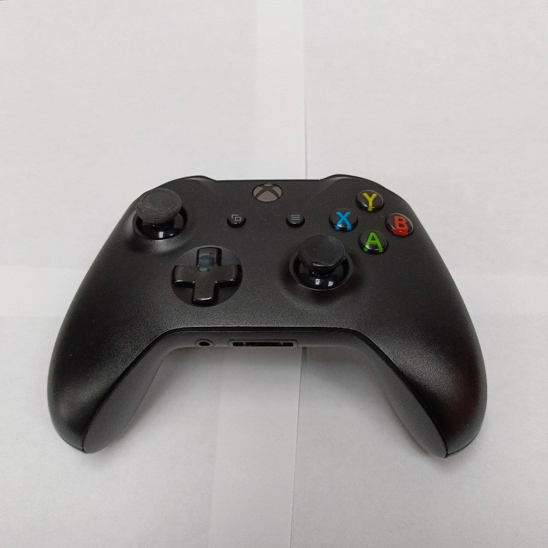 CONSOLA DE VIDEOJUEGO MICROSOFT XBOX ONE X 1 TB (SEMINUEVO)