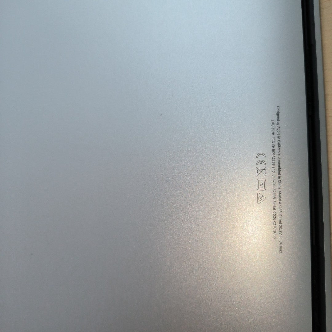 LAPTOP APPLE MACBOOK PRO 13" 2020 3.2 A2338 (SEMINUEVO)