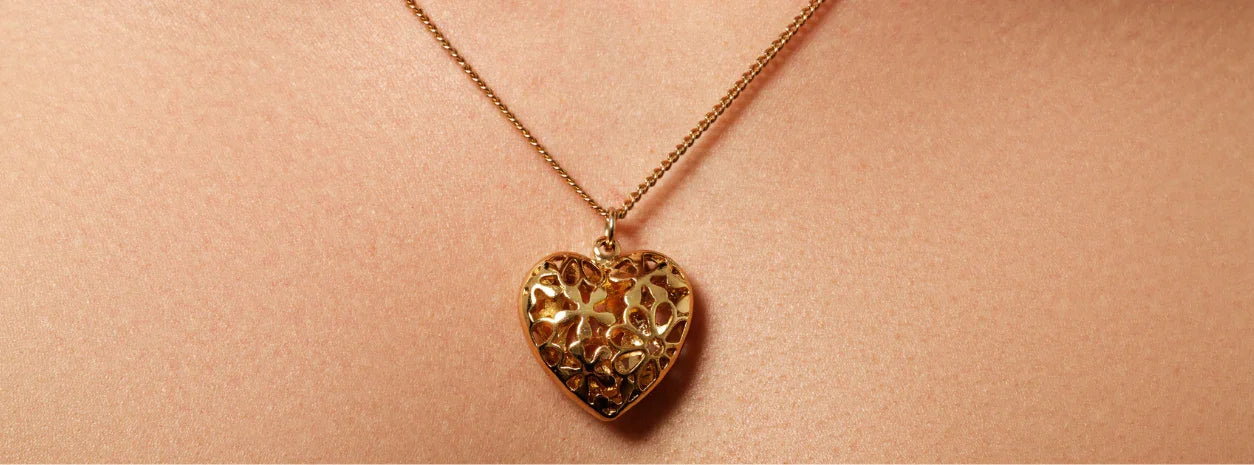 Dijes de Oro: Pequeños tesoros con gran significado