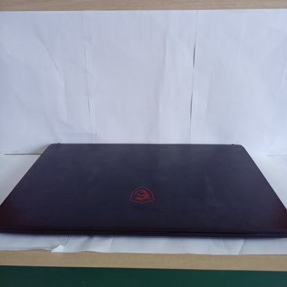 LAPTOP MSI GF75 THIN 10UEK-006MX (2021) 1 TB SSD 24 GB RAM (SEMINUEVO)