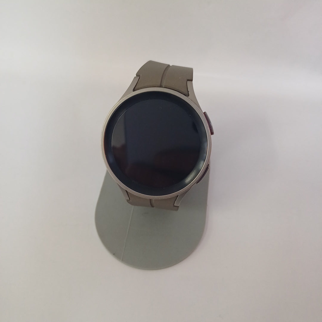 SMARTWATCH SAMSUNG GALAXY WATCH 5 PRO SM-R920 45 MM GPS (SEMINUEVO)