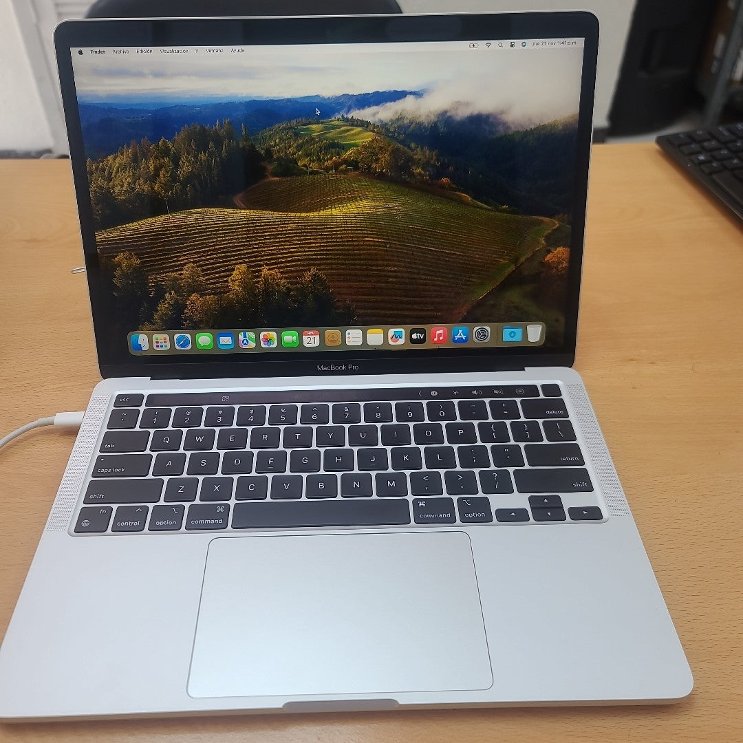 LAPTOP APPLE MACBOOK PRO 13&quot; 2020 3.2 A2338 256 GB SSD 8 GB RAM (SEMINUEVO)