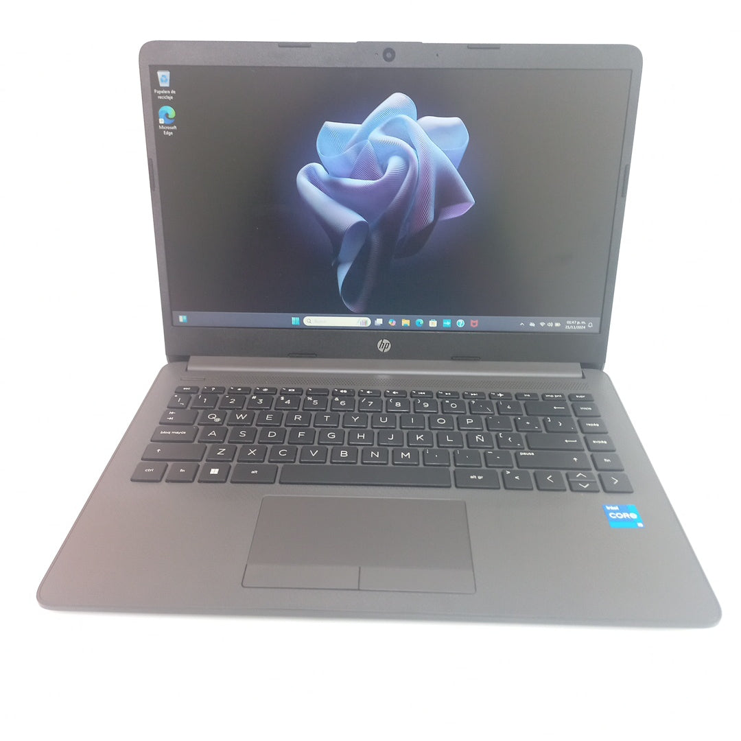 LAPTOP HP 240 G8 (2022) 512 GB SSD 8 GB RAM (SEMINUEVO)