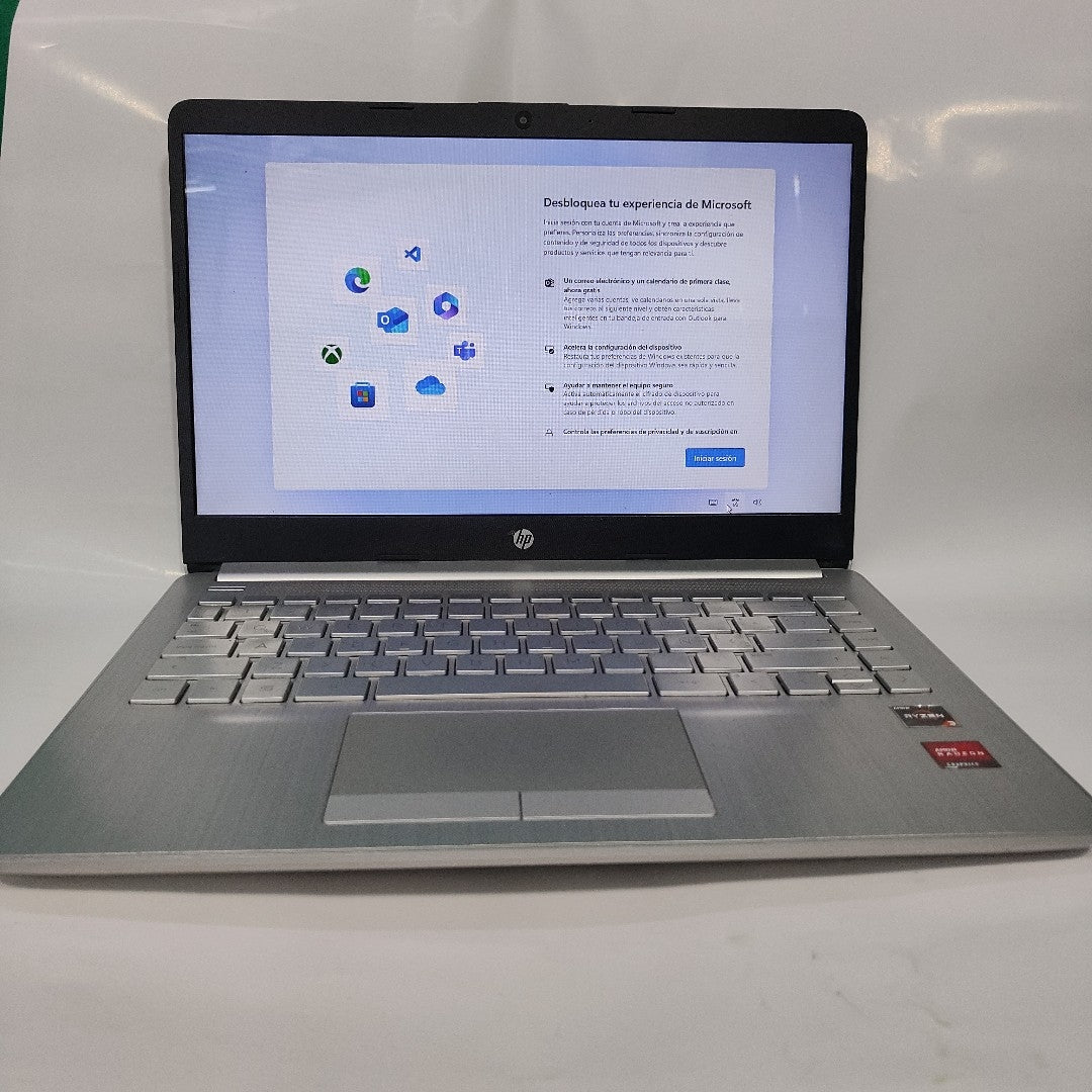 LAPTOP HP 14-DK1508LA (2021) 256 GB SSD 8 GB RAM (SEMINUEVO)