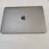 LAPTOP APPLE MACBOOK PRO 13" 2022 3.49 A2338 256 GB SSD 8 GB RAM (SEMINUEVO)