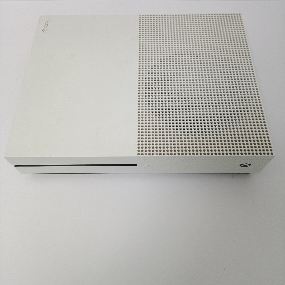 CONSOLA DE VIDEOJUEGO MICROSOFT XBOX ONE S 1 TB (SEMINUEVO)