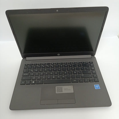 LAPTOP HP NOTEBOOK 240 G8 (2022) 1 TB + 128 GB SSD 8 GB RAM (SEMINUEVO)