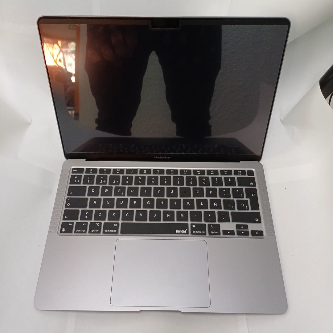 LAPTOP APPLE MACBOOK AIR 13&quot; 2020 3.2 A2337 256 GB SSD 8 GB RAM (SEMINUEVO)