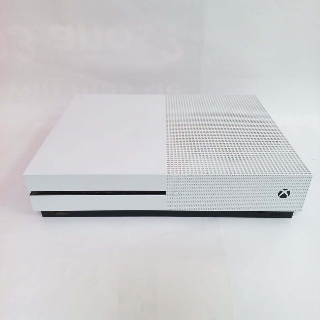 CONSOLA DE VIDEOJUEGO MICROSOFT XBOX ONE S 1 TB (SEMINUEVO)