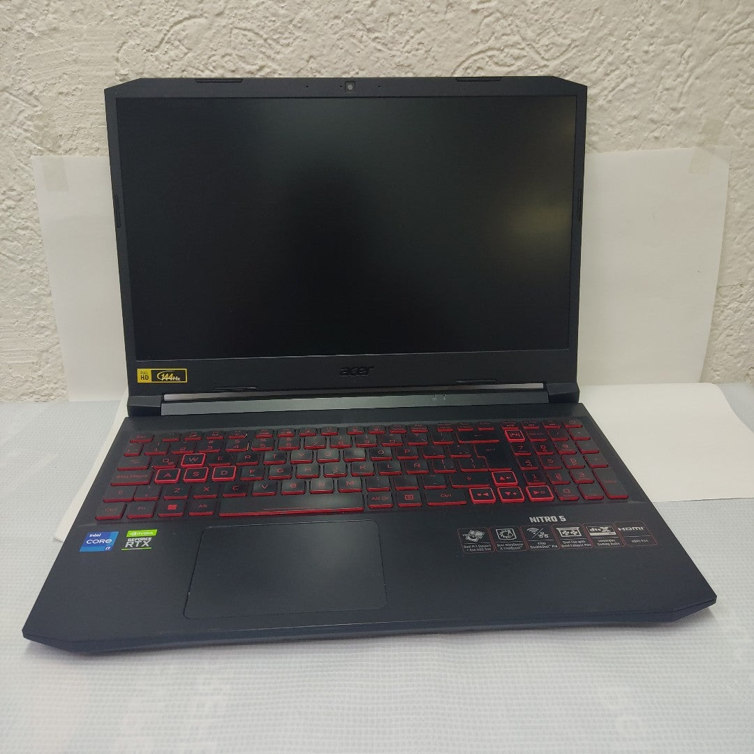 LAPTOP ACER NITRO 5 AN515-57-721J (2022) 512 GB SSD 8 GB RAM (SEMINUEVO)