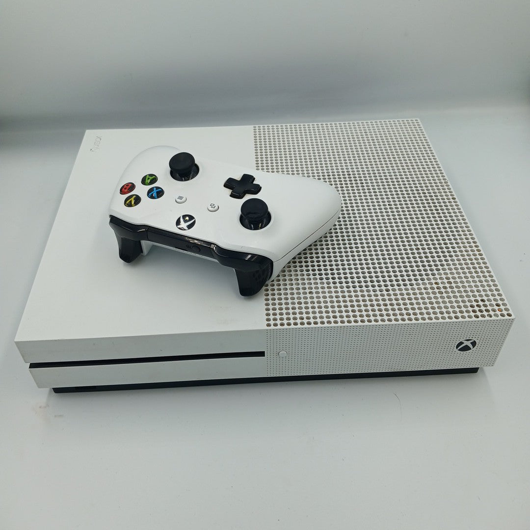 CONSOLA DE VIDEOJUEGO MICROSOFT XBOX ONE S 1 TB (SEMINUEVO)