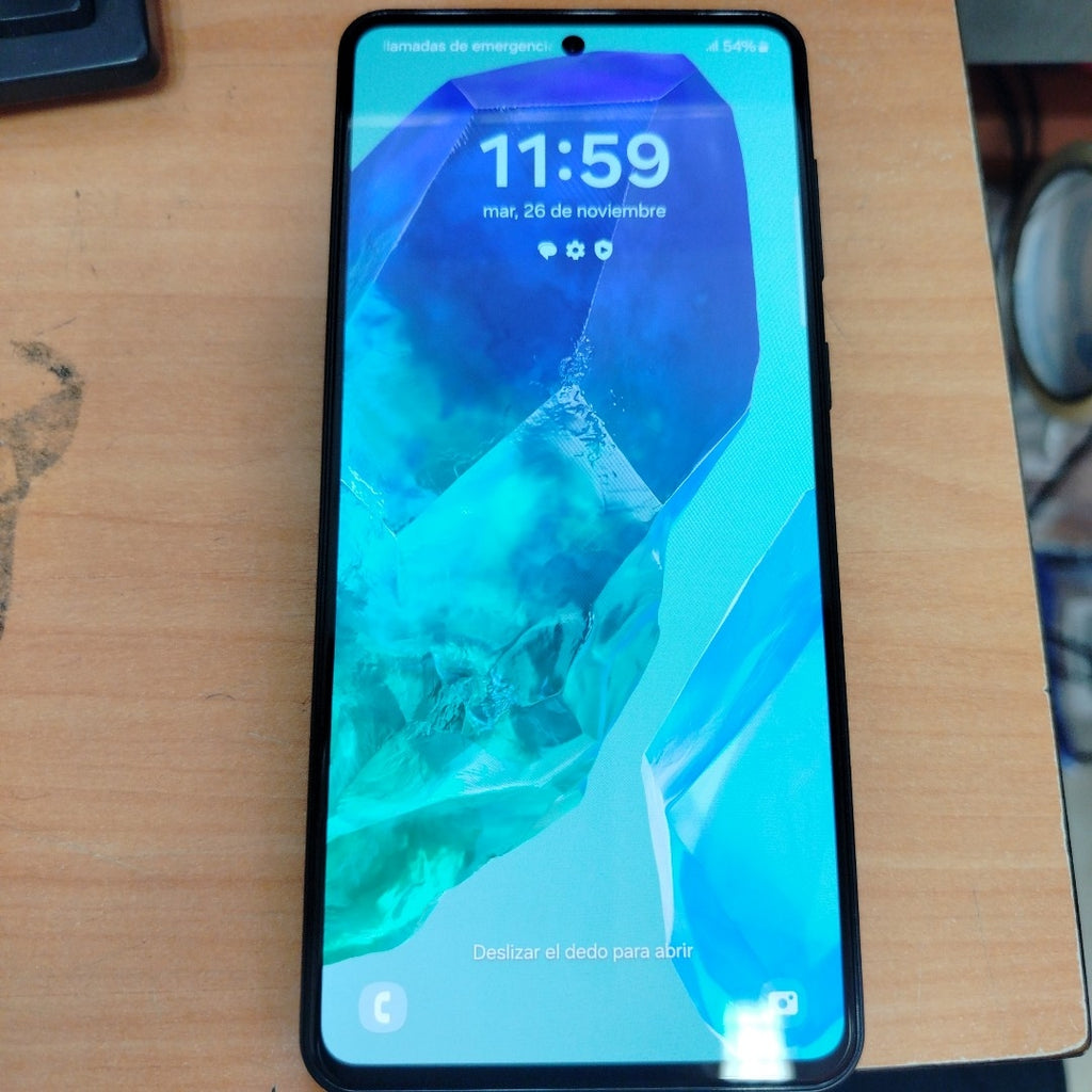 CELULAR SAMSUNG GALAXY M55 SM-M556B (2024) 128 GB 8 GB RAM (SEMINUEVO)