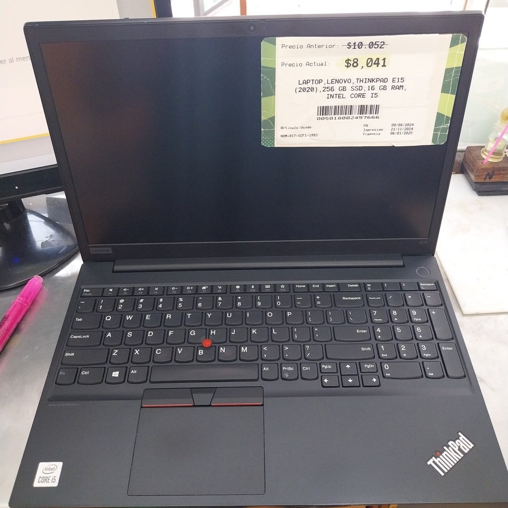 LAPTOP LENOVO THINKPAD E15 (2020) 256 GB SSD 16 GB RAM (SEMINUEVO)