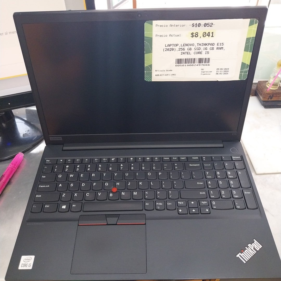 LAPTOP LENOVO THINKPAD E15 (2020) 256 GB SSD 16 GB RAM (SEMINUEVO)