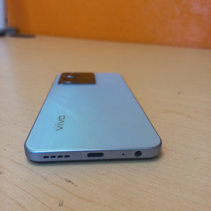 CELULAR VIVO Y22S V2206 128 GB 4 GB RAM (SEMINUEVO)