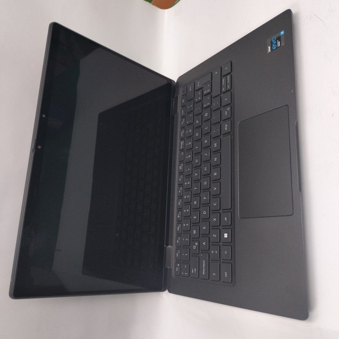 LAPTOP DELL LATITUDE 7420 (2022) 256 GB SSD 16 GB RAM (SEMINUEVO)