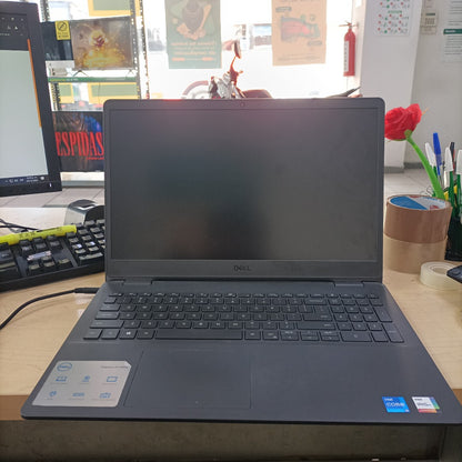 LAPTOP DELL INSPIRON 3501 (2021) 256 GB SSD 12 GB RAM (SEMINUEVO)