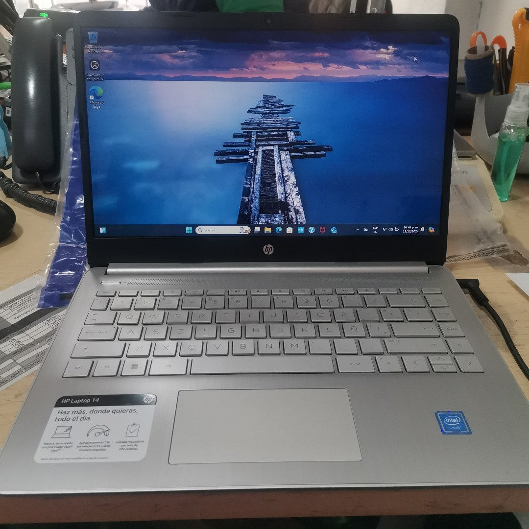 LAPTOP HP 14-DQ0519LA (2023) 128 GB SSD 4 GB RAM (SEMINUEVO)