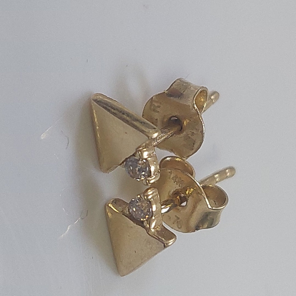10195BRO00000B2668 FRD23 BROQUEL DE TRIANGULO CON CIRCONIA ORO 14K 1.1GRS (NUEVO)