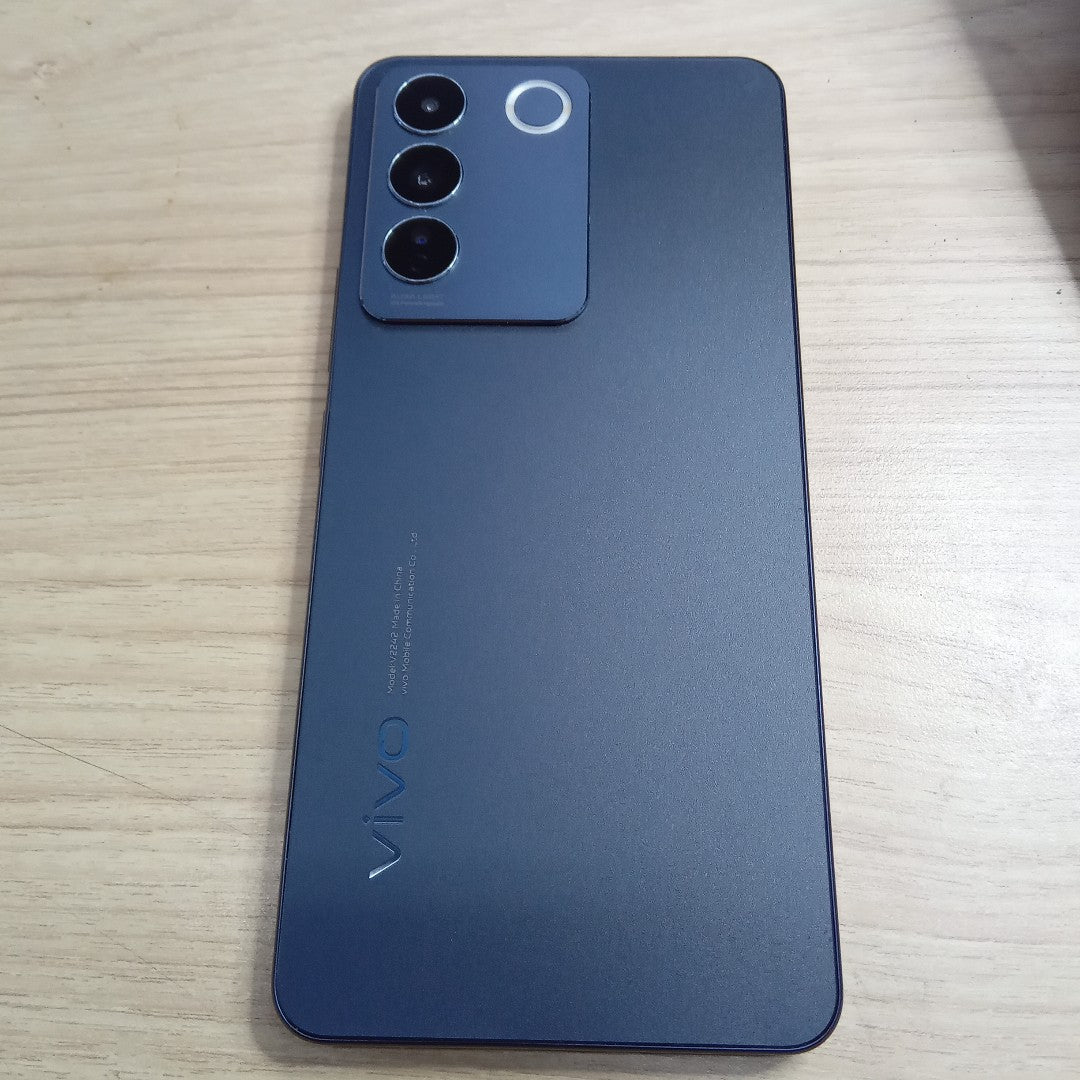 CELULAR VIVO V25E V2242 (2022) 256 GB 8 GB RAM (SEMINUEVO)