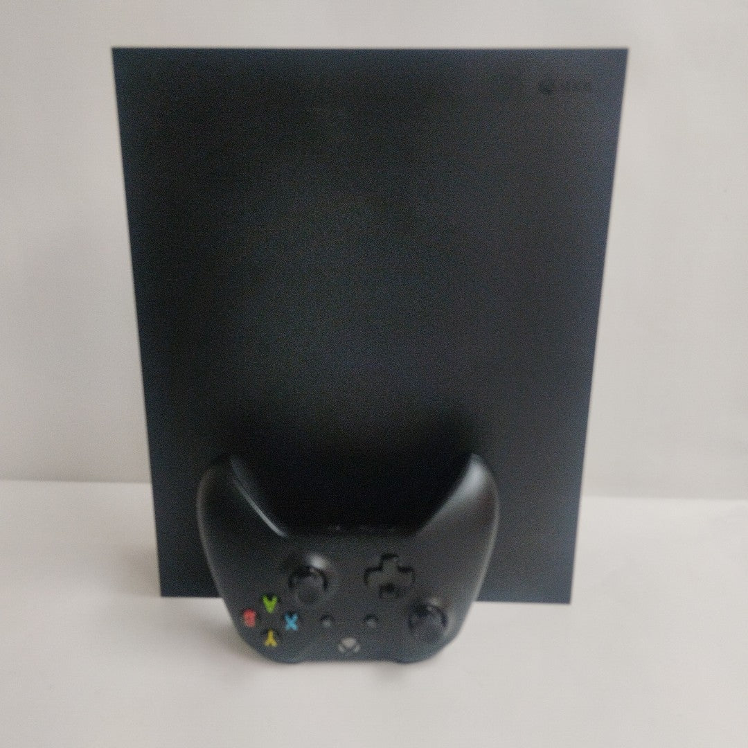 CONSOLA DE VIDEOJUEGO MICROSOFT XBOX ONE X 1 TB (SEMINUEVO)