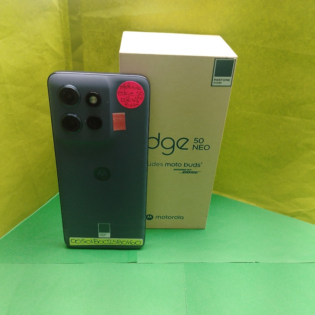 CELULAR MOTOROLA EDGE 50 NEO XT2409-2 (2024) 256 GB 8 GB RAM (SEMINUEVO)