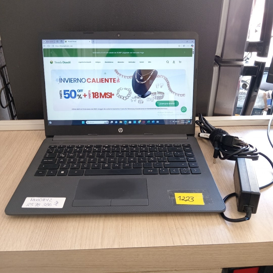 LAPTOP HP 14-CF2517LA (2022) 1 TB 8 GB RAM (SEMINUEVO)