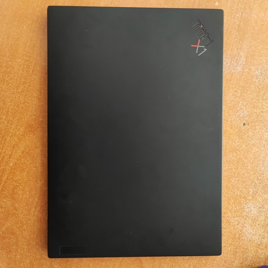 LAPTOP LENOVO THINKPAD X1 CARBON GEN 9 (2021) 512 GB SSD 16 GB RAM (SEMINUEVO)