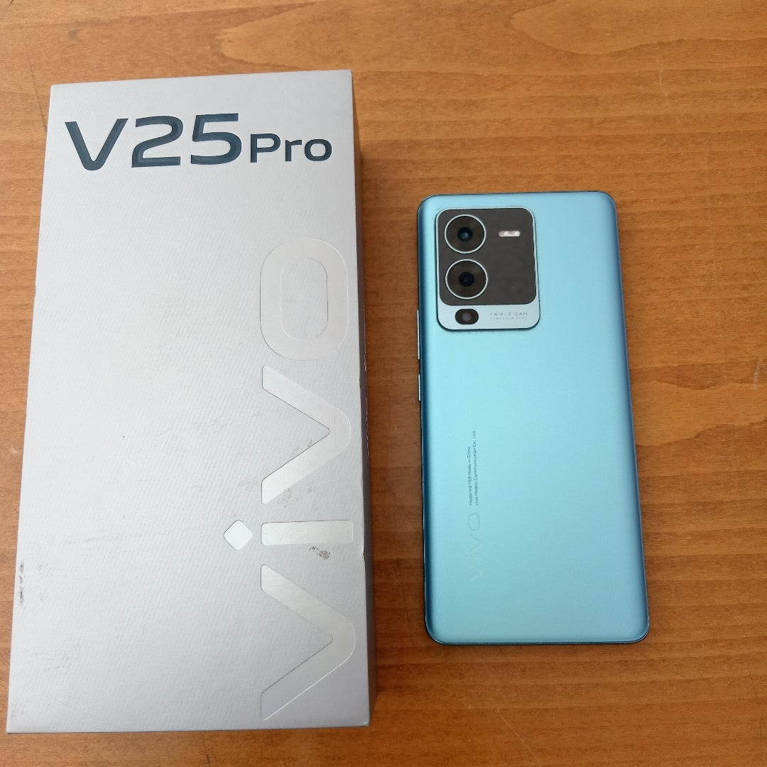 CELULAR VIVO V25 PRO V2158 256 GB 12 GB RAM (SEMINUEVO)