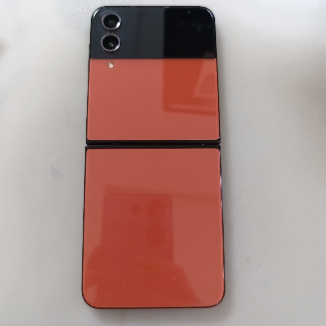 CELULAR SAMSUNG GALAXY Z FLIP4 SM-F721U1 256 GB 8 GB RAM (SEMINUEVO)